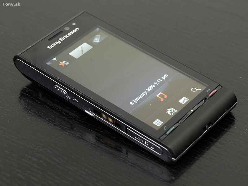 Sony ericsson Idou 12 megapixels